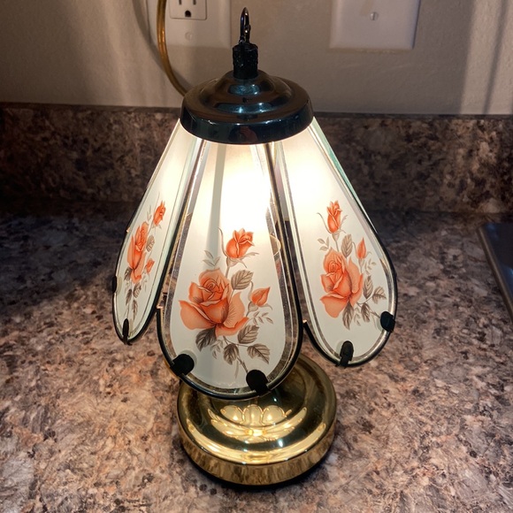 Vintage Tiffany style mini touch glass lamp - Picture 4 of 14